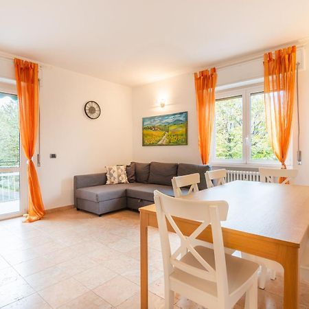Casa Lella Lägenhet Dervio Exteriör bild