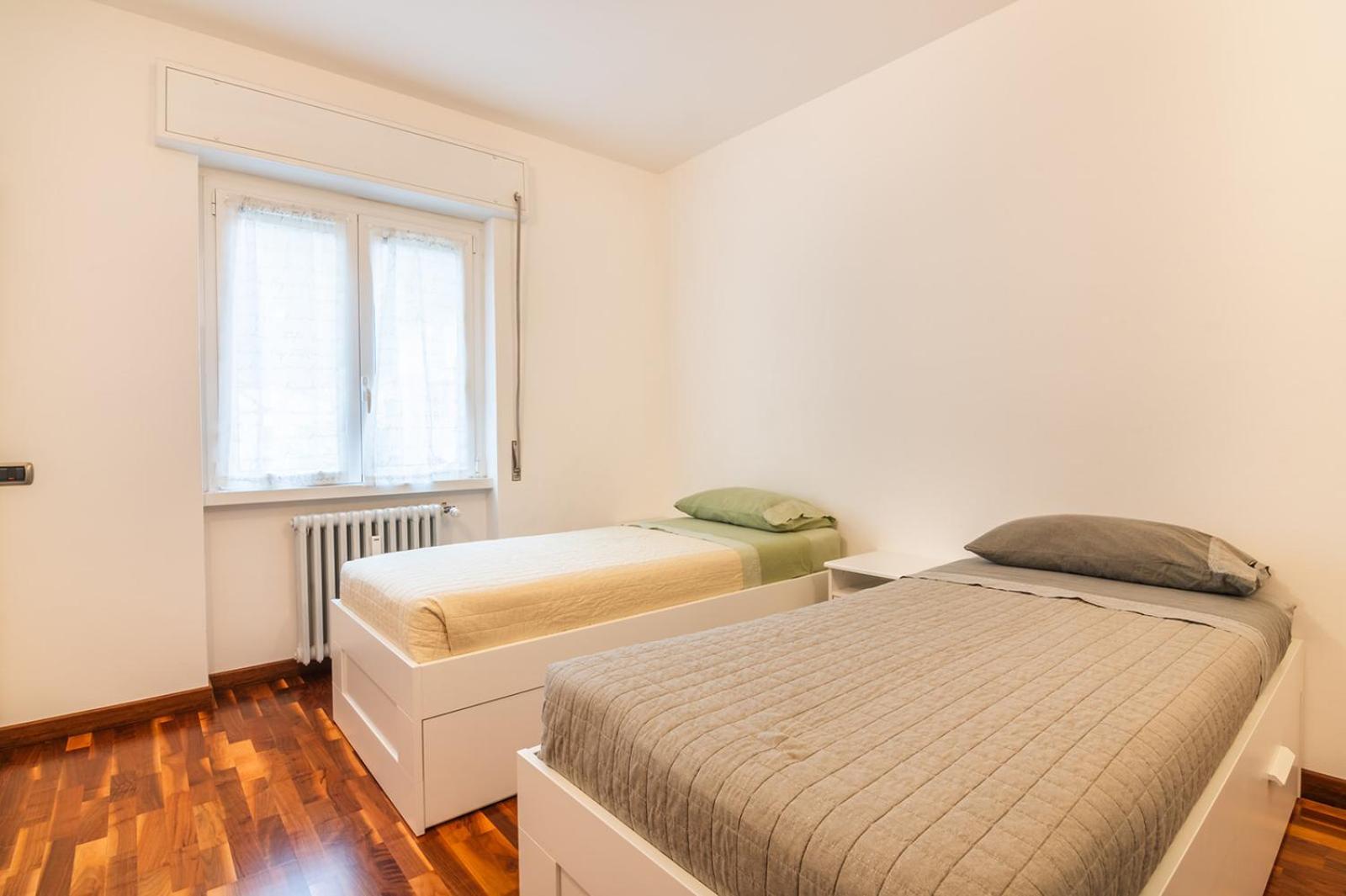 Casa Lella Lägenhet Dervio Exteriör bild