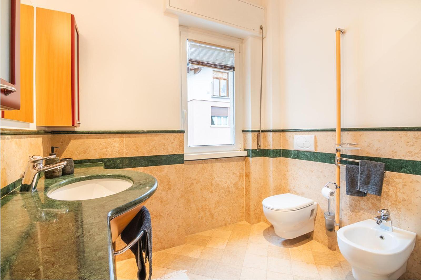 Casa Lella Lägenhet Dervio Exteriör bild